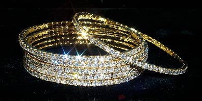 Elegant Gold-Plated Rhinestone Bangle Bracelet